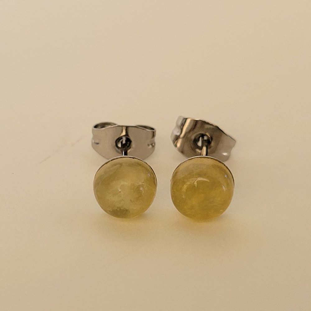 New 6mm Yellow Opal Stud Earrings On 316L SS Posts Hypoallergenic Minimalist - Picture 1 of 6